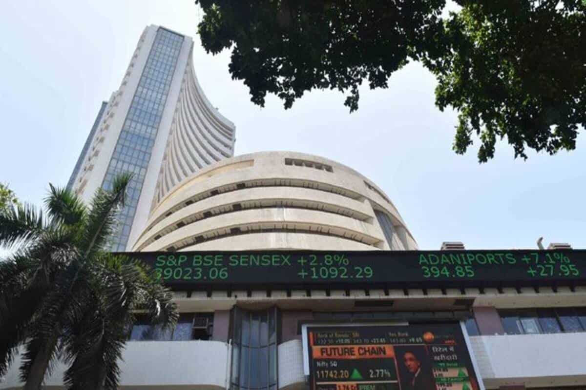 Stock Market on Monday: Indian indices likely to react negatively after US markets collapse on interest rate warning