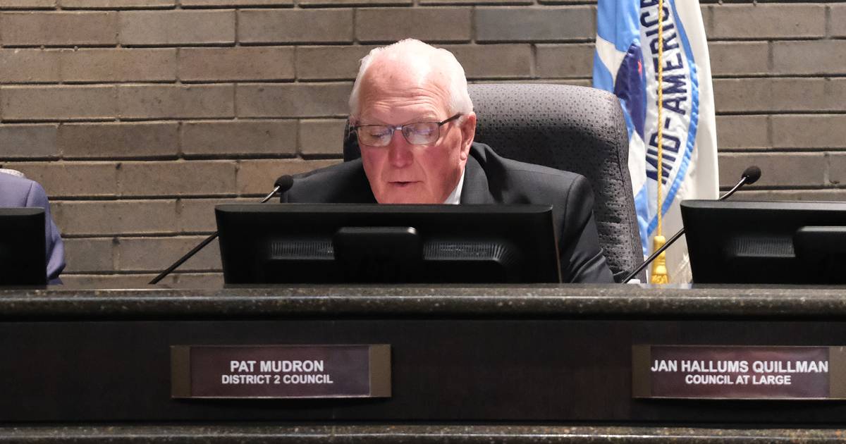 Joliet mayor kicks Mudron off Finance Committee – The Herald-News